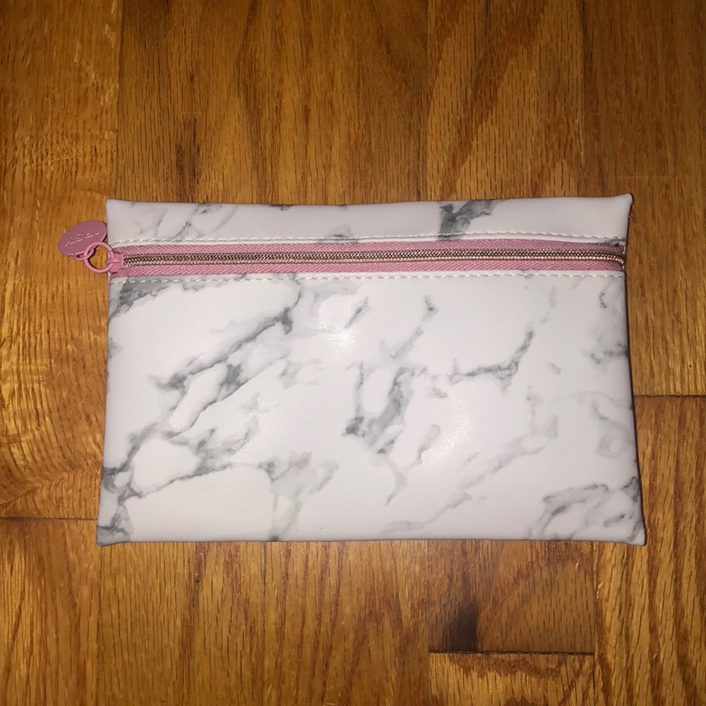 Ipsy Cosmetic Bag